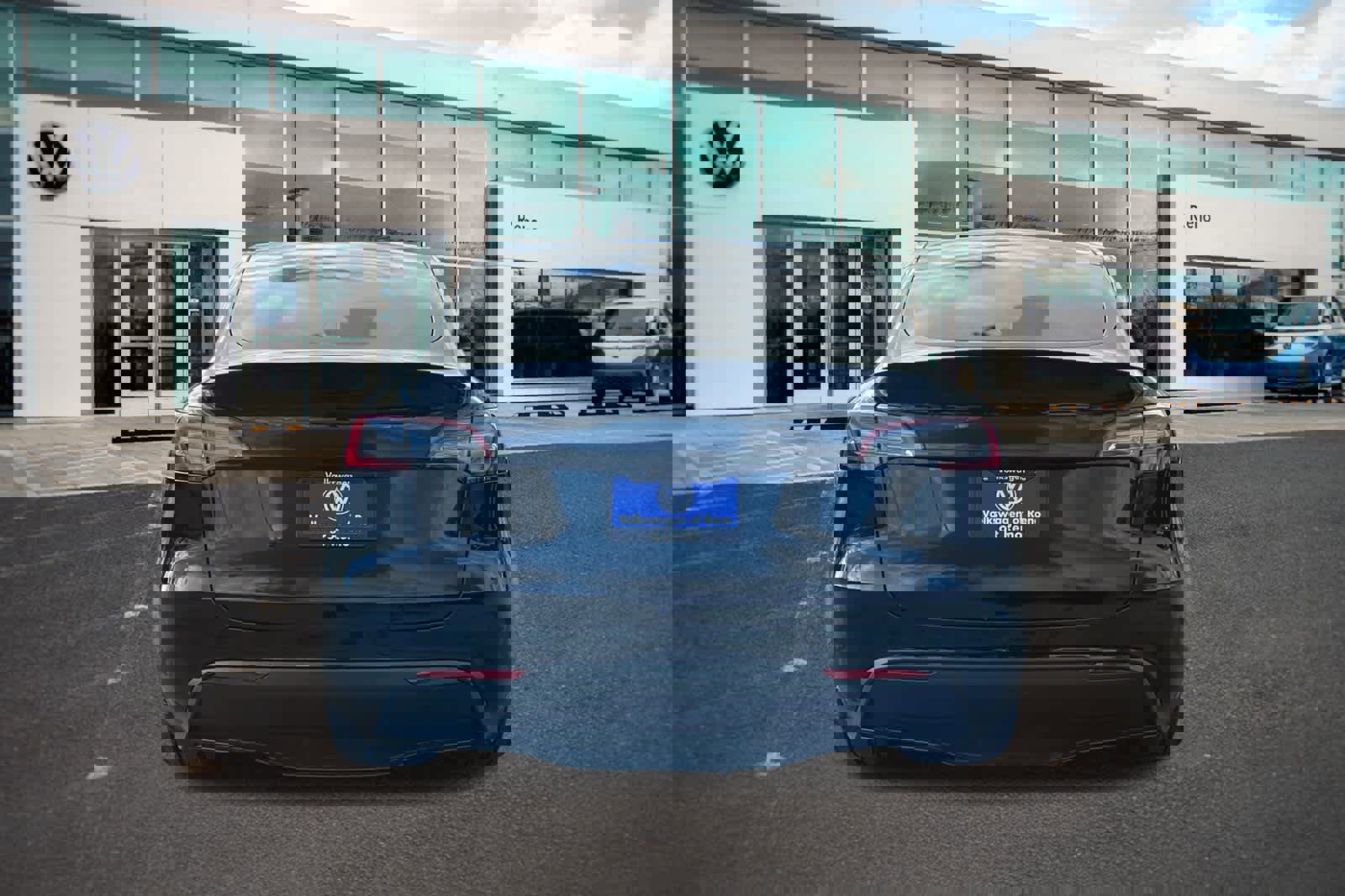 Used 2024 Tesla Model Y Performance image 6