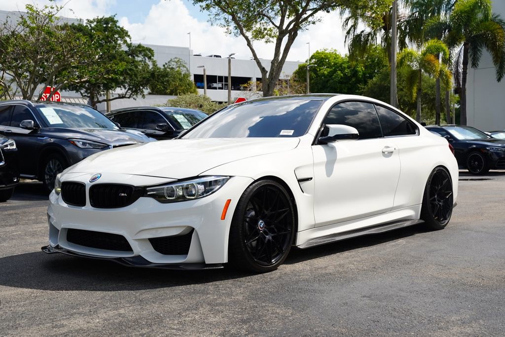 Used 2018 BMW M4 Coupe RWD image 3
