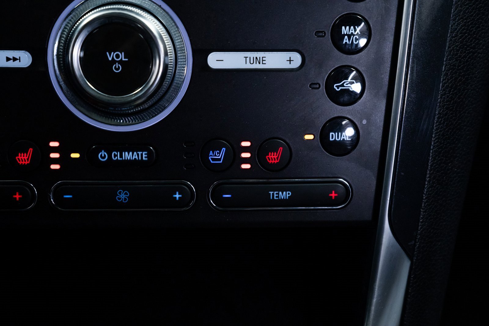 Used 2017 Ford Explorer Sport w/ Equipment Group 401A image 14