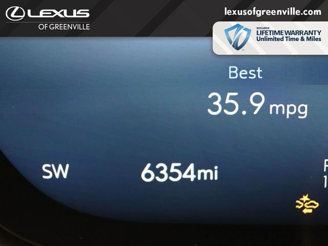 Used 2024 Buick Envision Avenir image 13