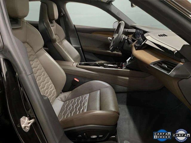 Used 2022 Audi e-tron GT Premium Plus image 76