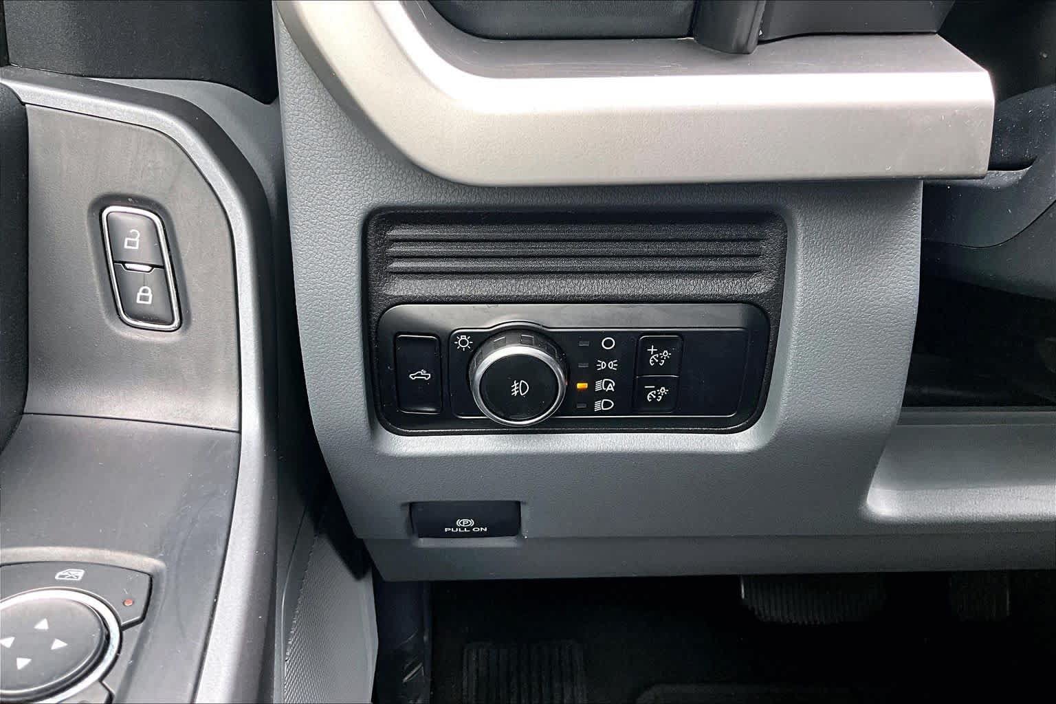 Used 2025 Ford F250 XLT AWD/4WD image 34