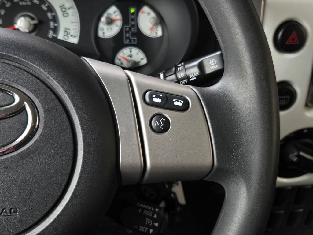 Used 2014 Toyota FJ Cruiser 4WD w/ Convenience Package image 22