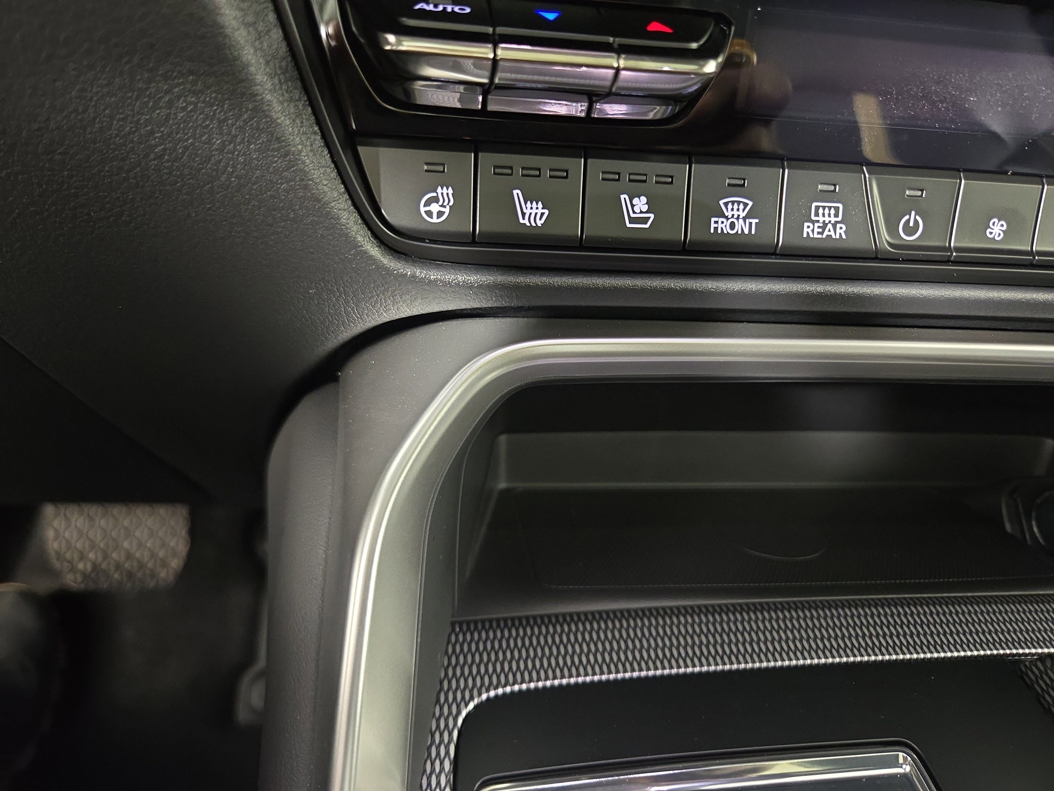 Certified 2025 MAZDA CX-70 Plug-In Hybrid w/ Premium Plus image 27