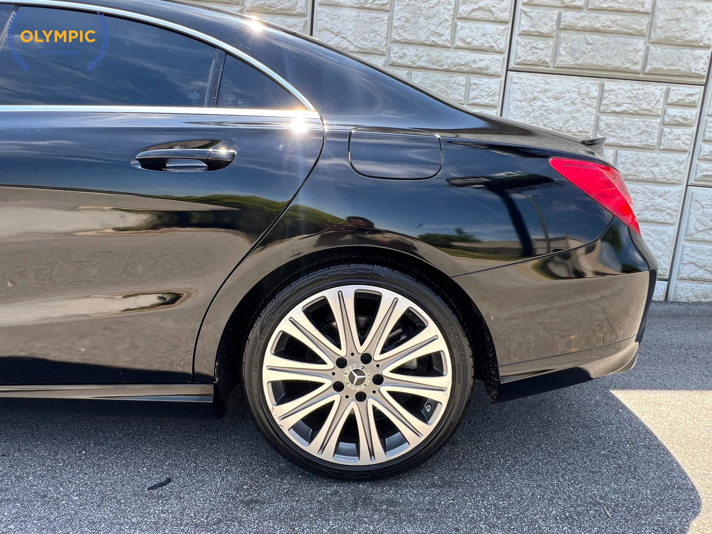 Used 2018 Mercedes-Benz CLA 250 w/ Convenience Package image 10