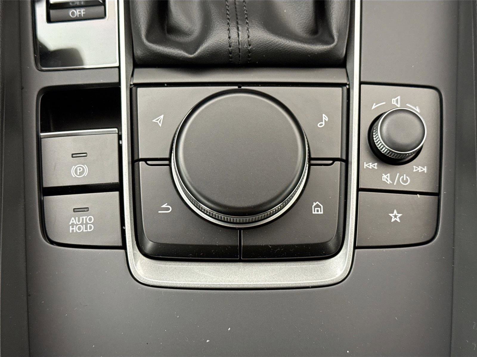 New 2026 MAZDA MAZDA3 s FWD image 27