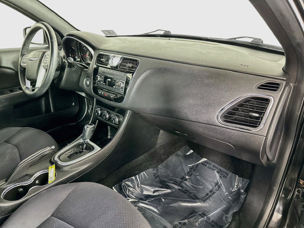 Used 2013 Chrysler 200 Touring w/ Cold Weather Group FWD image 32