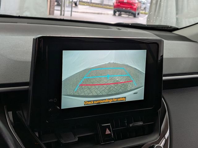 Used 2024 Toyota Corolla Cross LE image 32