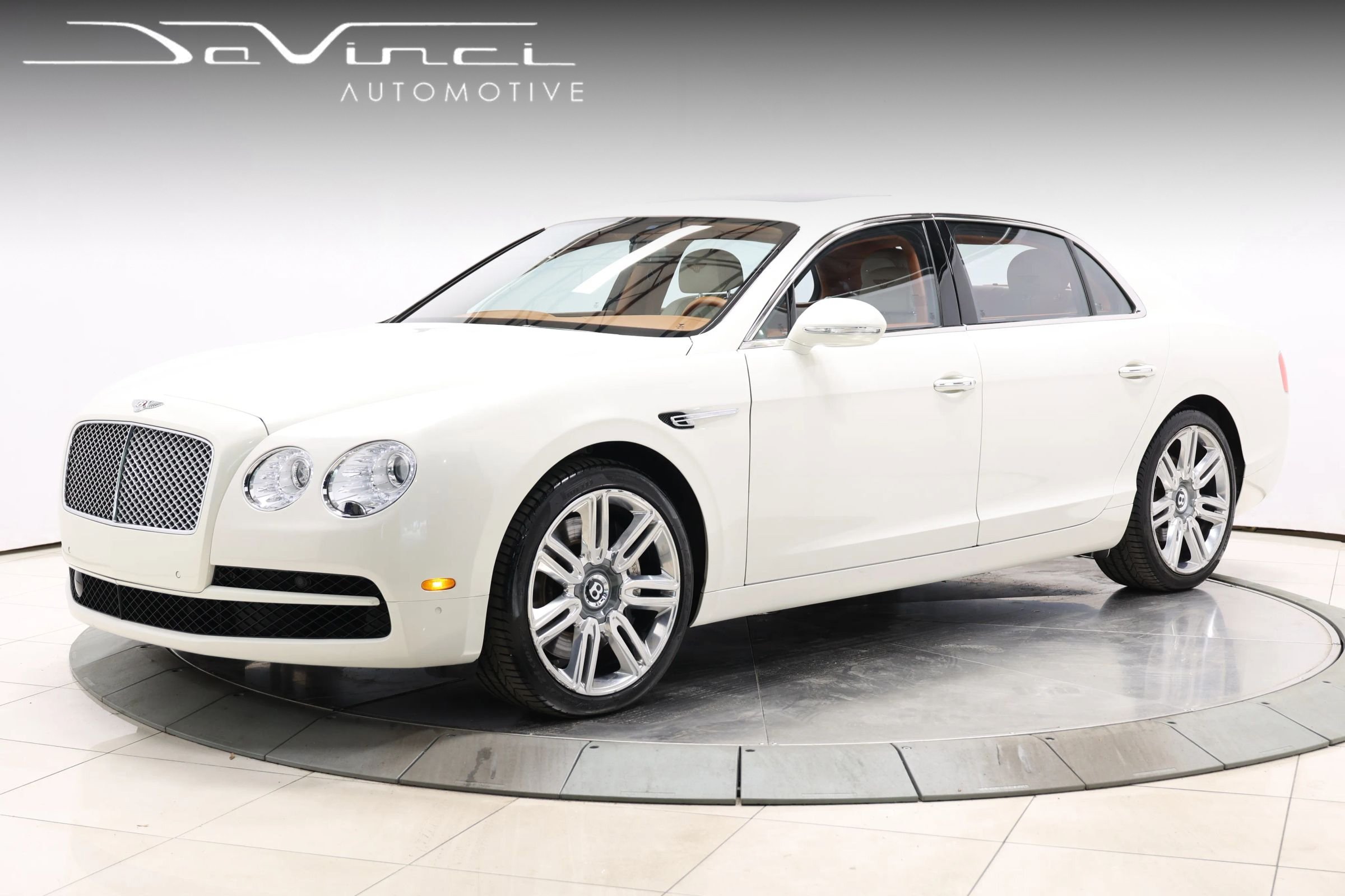 Used 2018 Bentley Flying Spur V8 AWD/4WD image 1