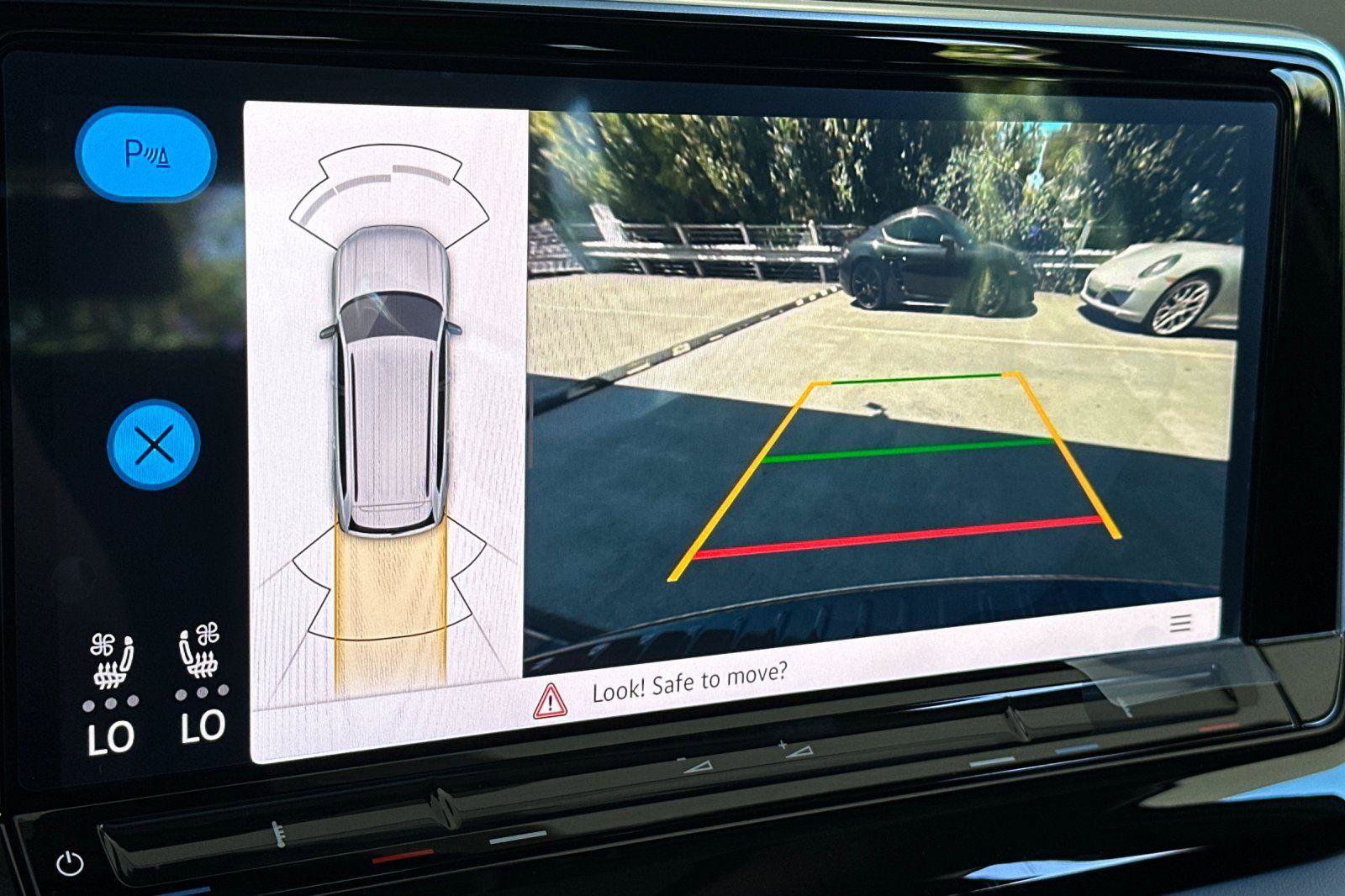New 2025 Volkswagen Atlas Peak Edition SE image 19