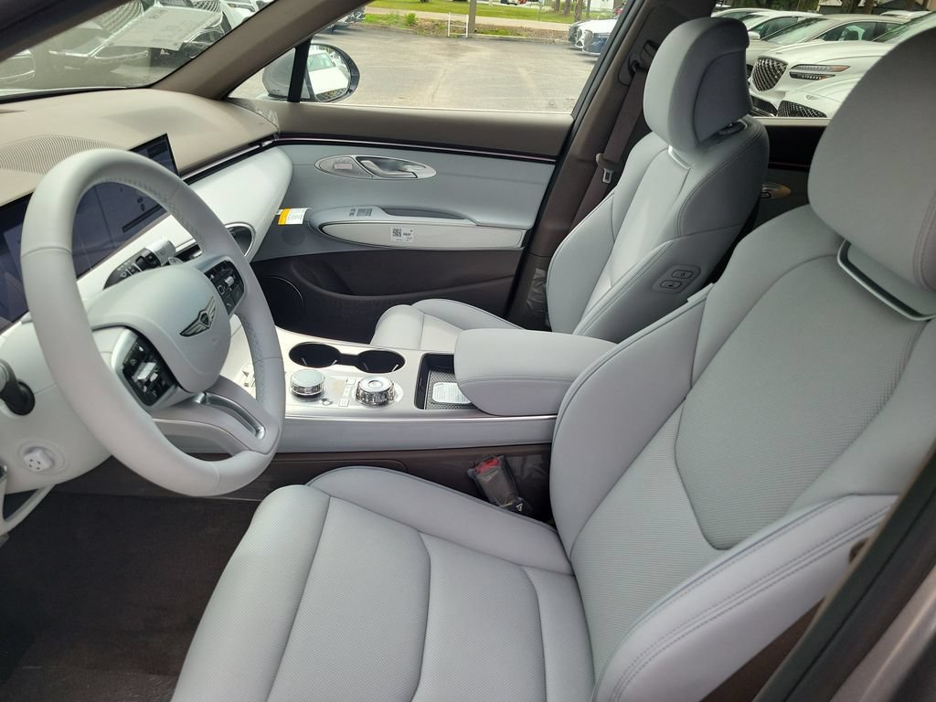 New 2027 Genesis GV70 2.5T Advanced AWD/4WD image 6