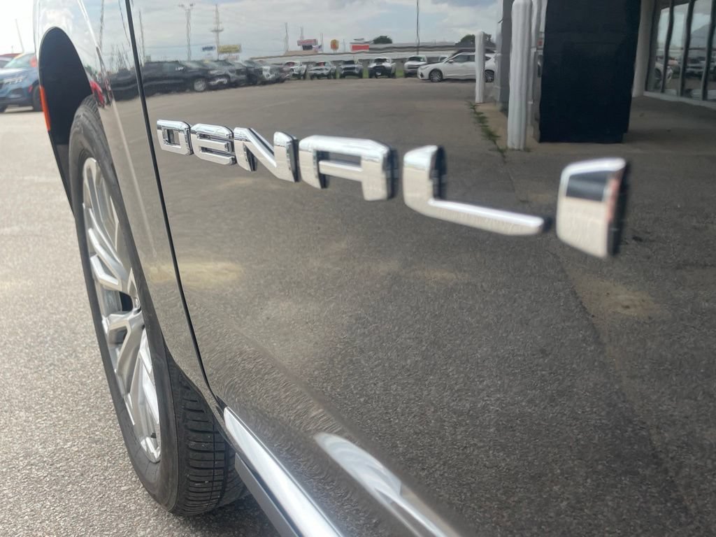 Used 2024 GMC Yukon XL Denali w/ Max Trailering Package AWD/4WD image 13