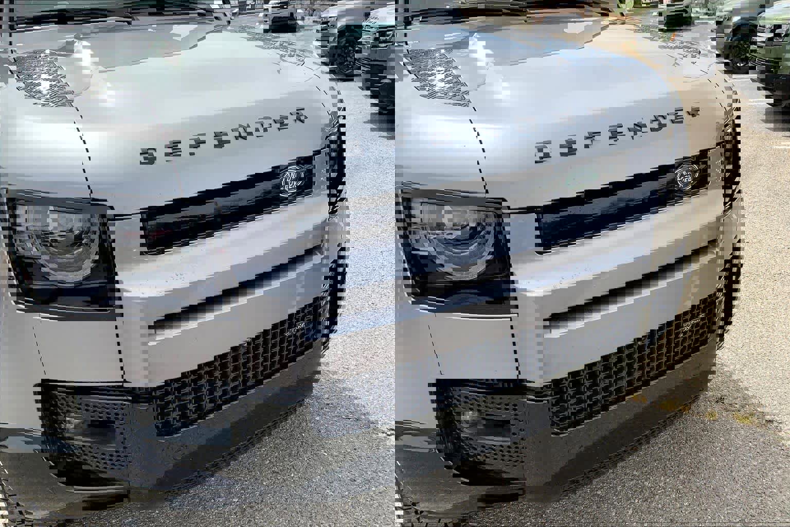 Used 2023 Land Rover Defender 110 X-Dynamic SE image 29