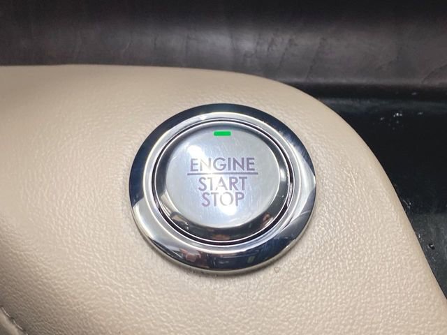 Used 2023 Lincoln Aviator Reserve w/ Equipment Group 201A image 17
