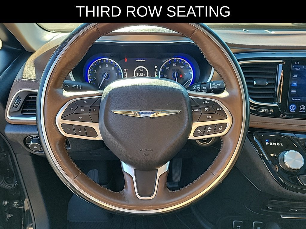 Used 2017 Chrysler Pacifica Limited w/ UConnect Theater Package FWD image 22