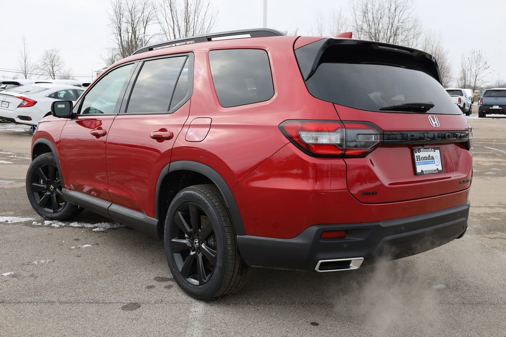 New 2025 Honda Pilot Black Edition image 4