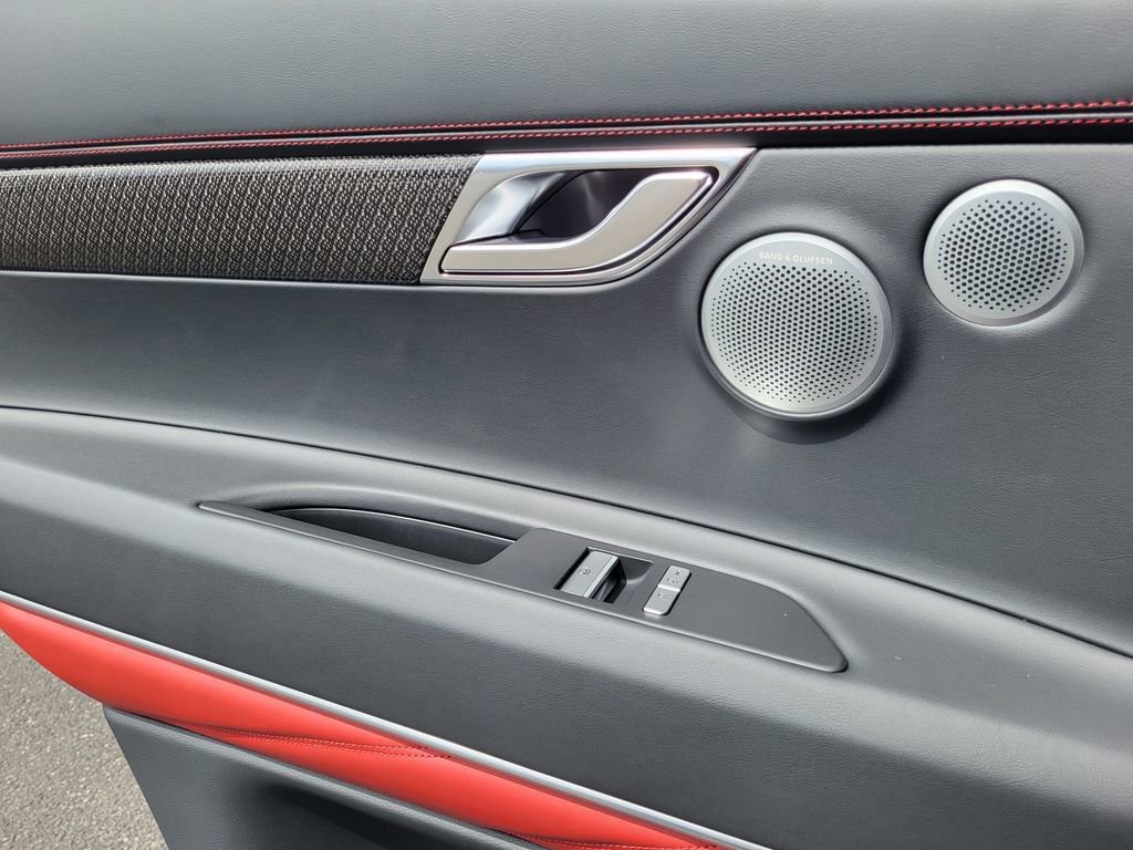 New 2026 Genesis GV80 3.5T e-SC image 12