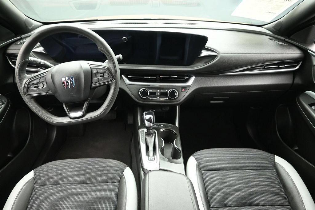 Used 2024 Buick Envista Preferred FWD image 14