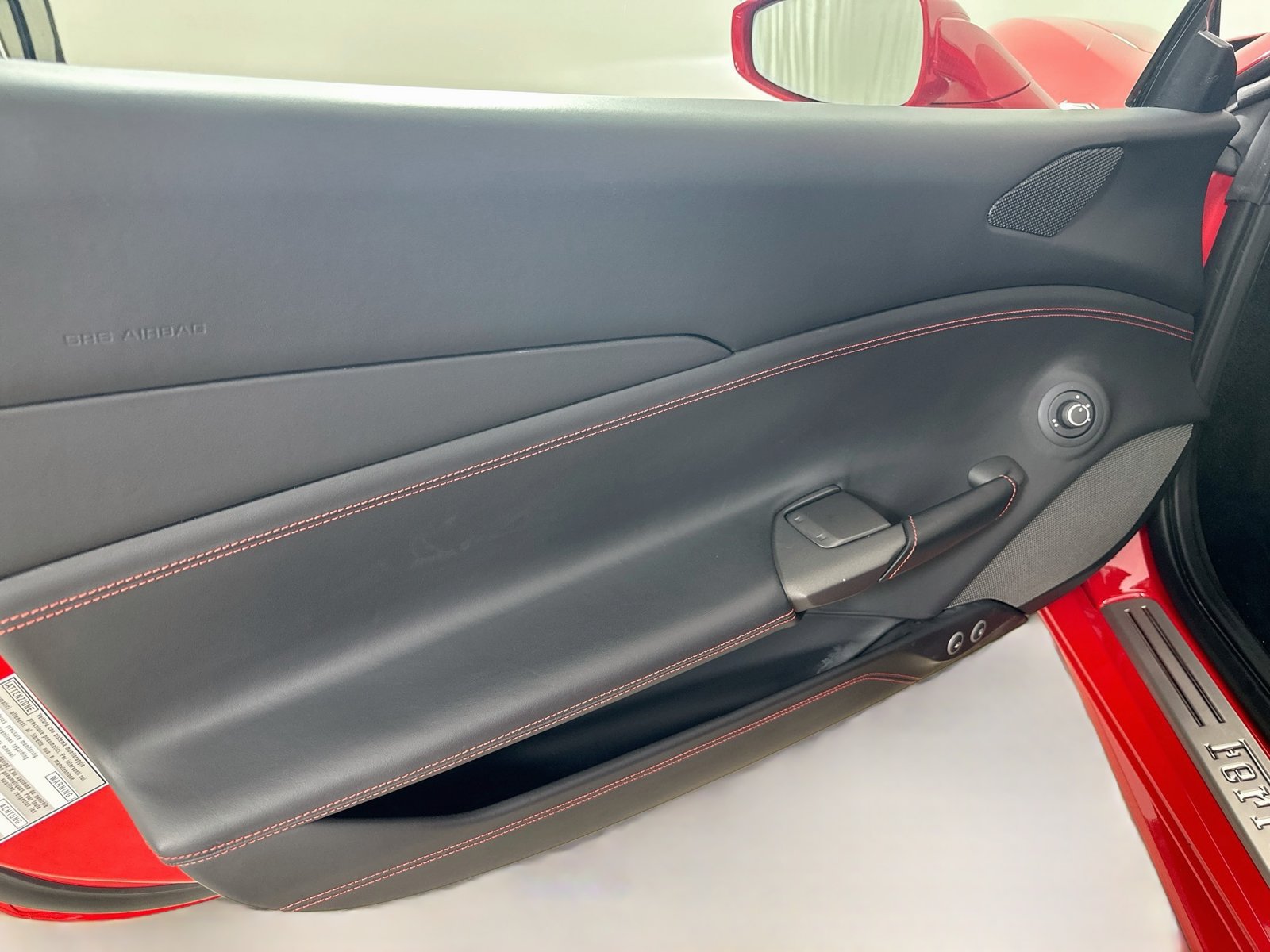 Used 2018 Ferrari 488 Spider RWD image 16
