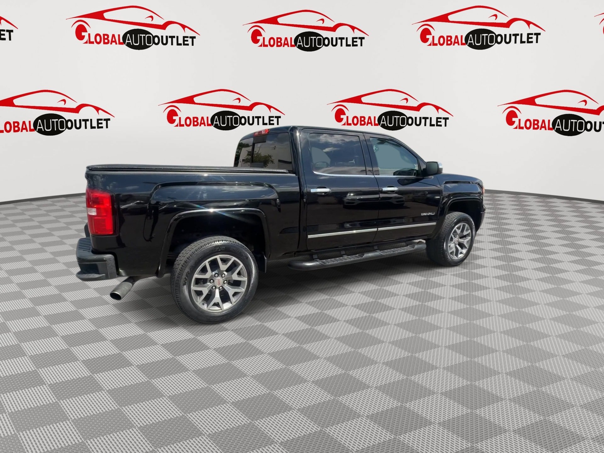 Used 2015 GMC Sierra 1500 Denali AWD/4WD image 9