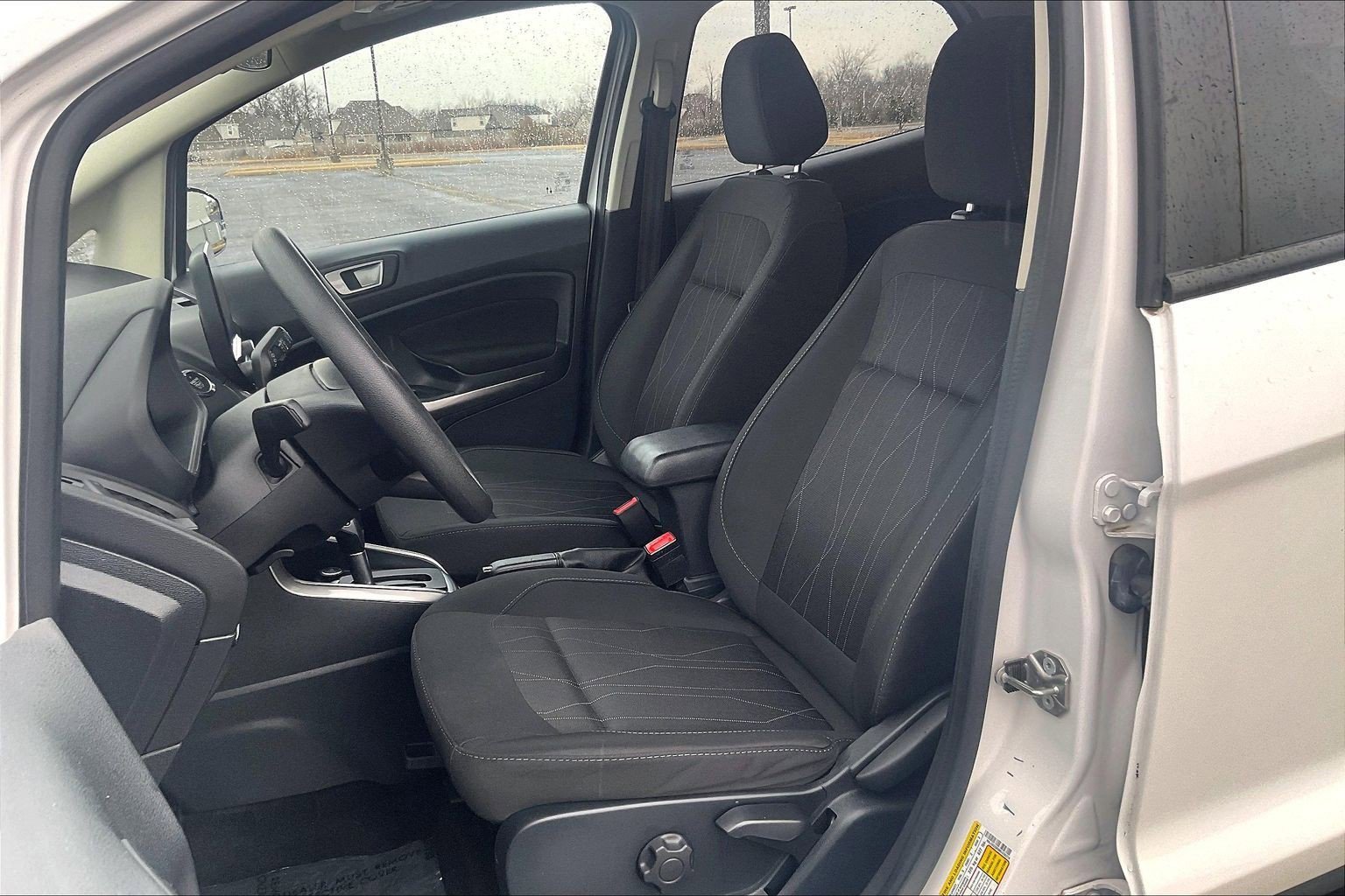 Used 2021 Ford EcoSport SE image 7