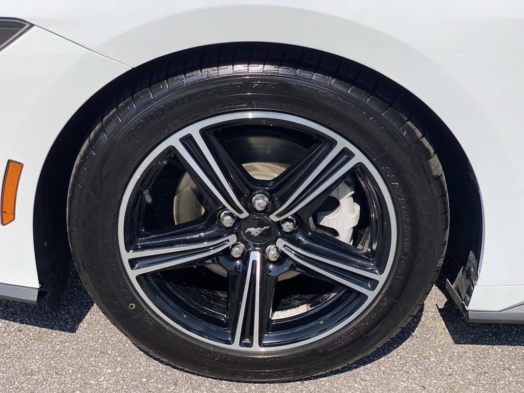 Certified 2025 Ford Mustang Premium RWD image 9