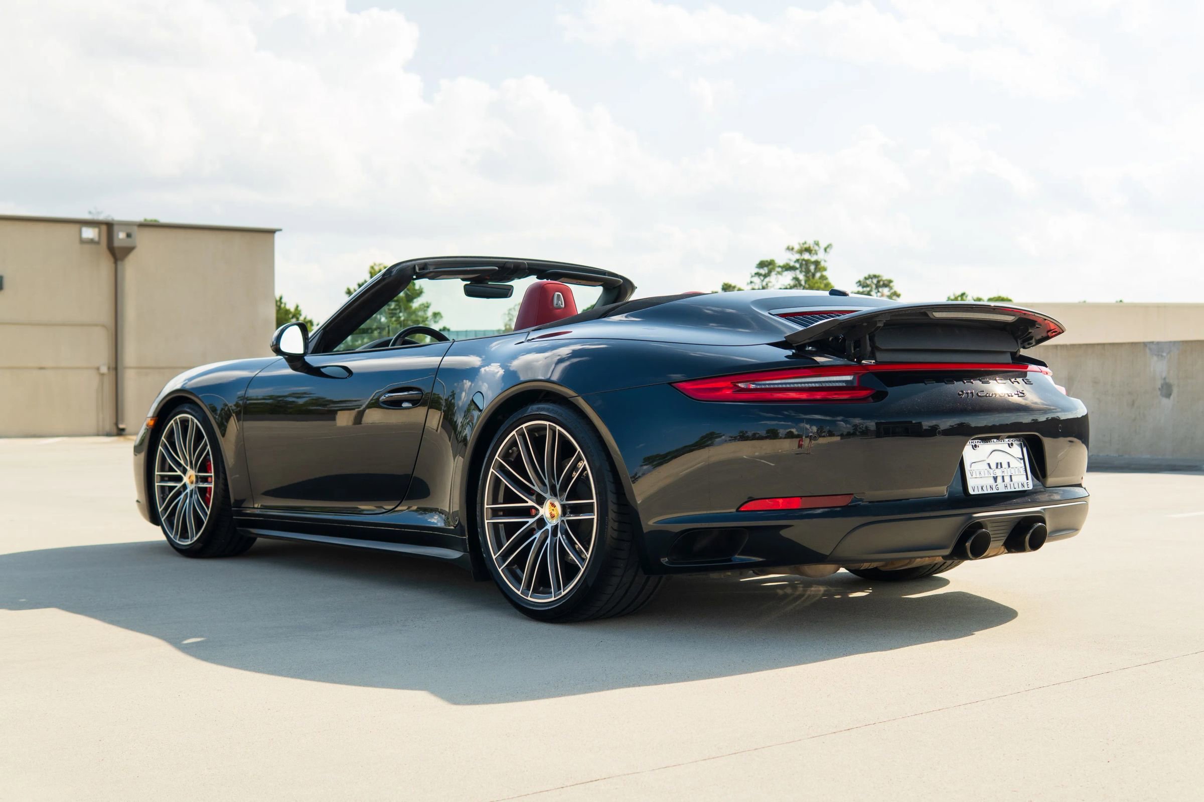 Used 2018 Porsche 911 Carrera 4S image 25