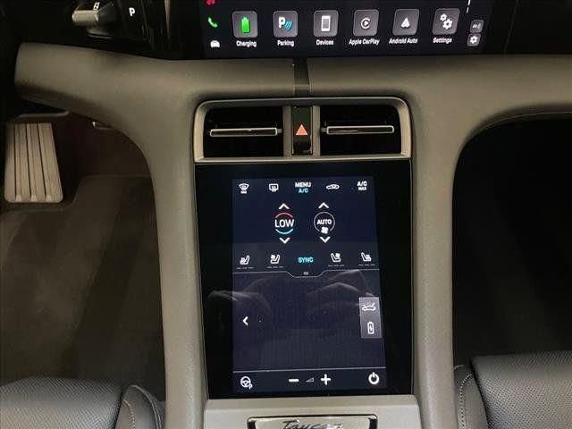 New 2025 Porsche Taycan 4S image 18