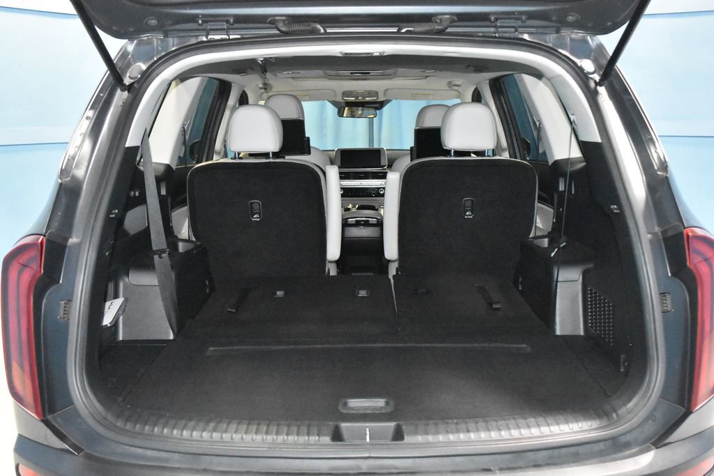 Used 2022 Kia Telluride S image 36