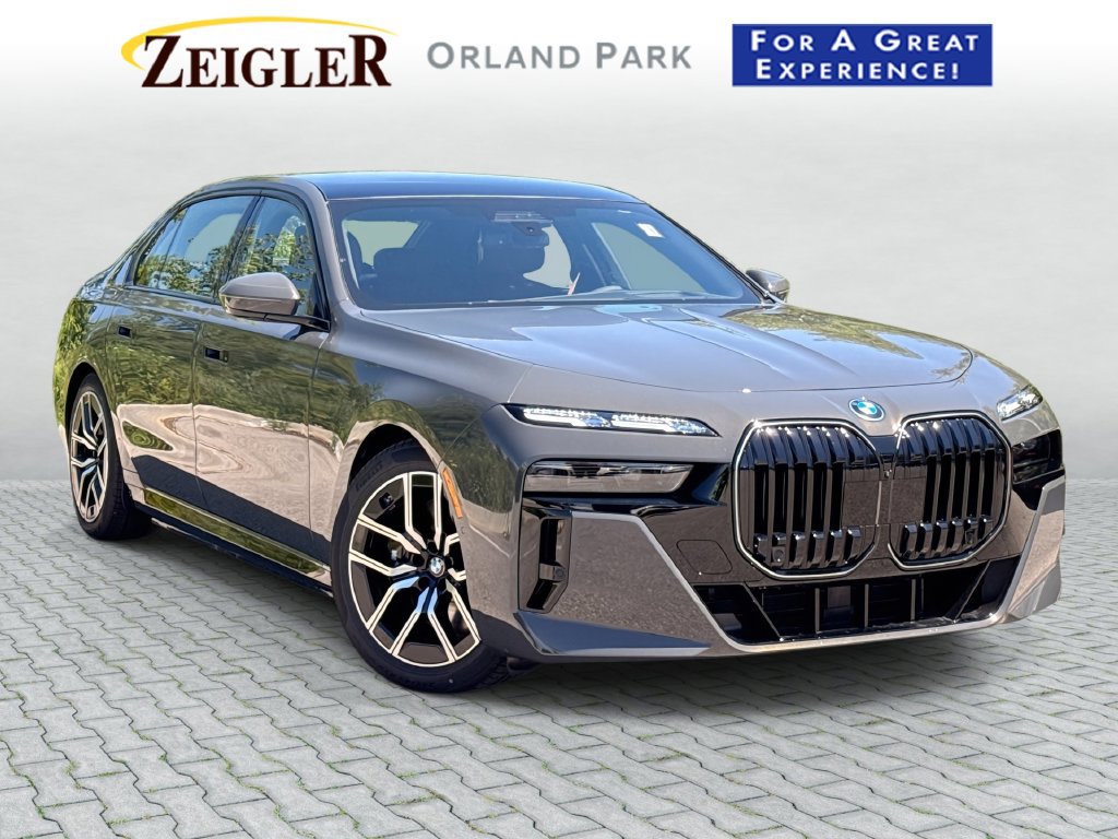 New 2026 BMW 750e xDrive w/ Executive Package AWD/4WD image 1