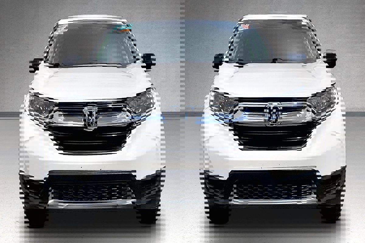 Used 2018 Honda CR-V LX image 3