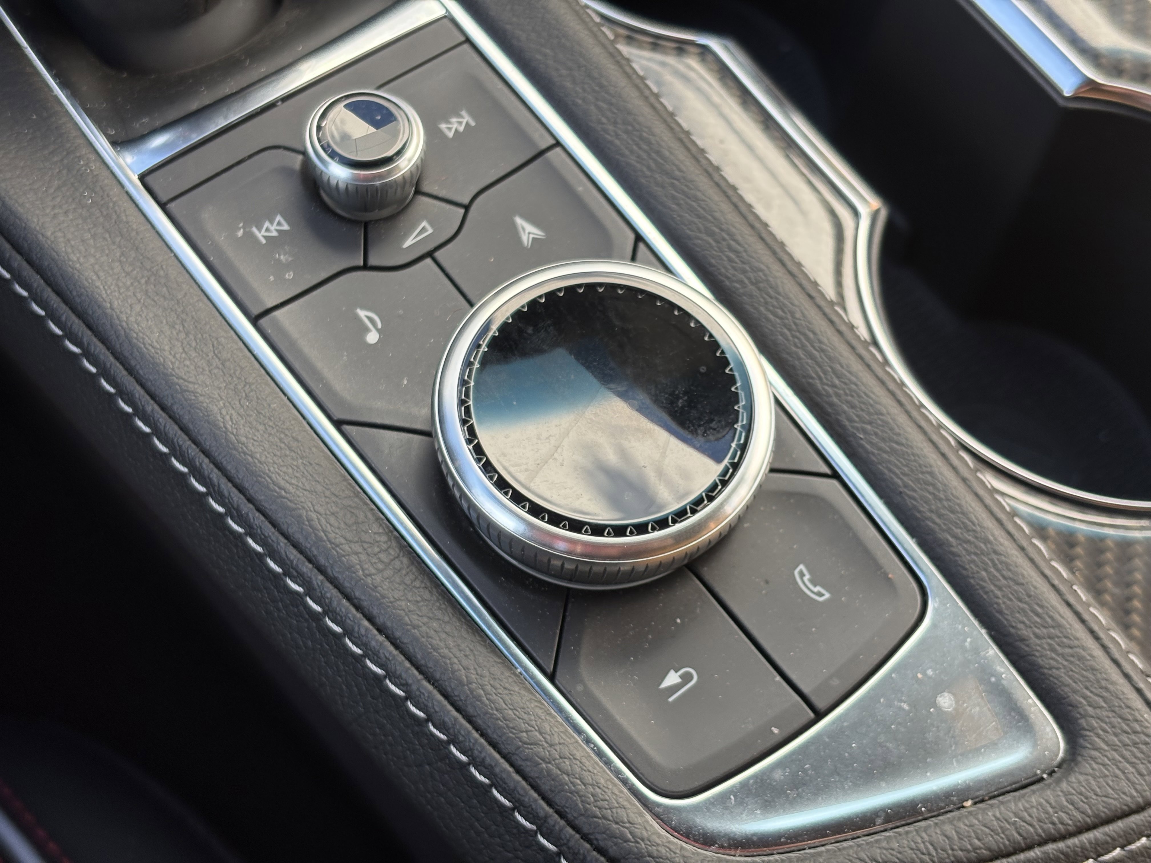 Certified 2026 Cadillac CT4 V Blackwing w/ Driver Assist Package image 24