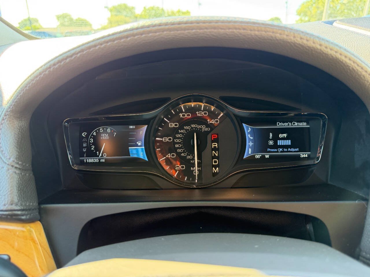Used 2012 Lincoln MKX AWD image 23