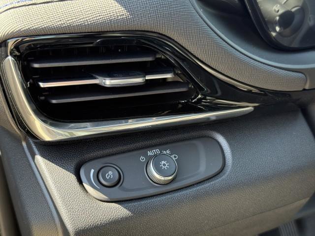 New 2026 Buick Envista Sport Touring image 20