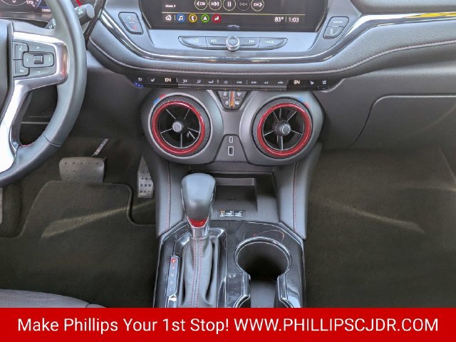 Used 2025 Chevrolet Blazer RS w/ Driver Confidence II Package FWD image 18