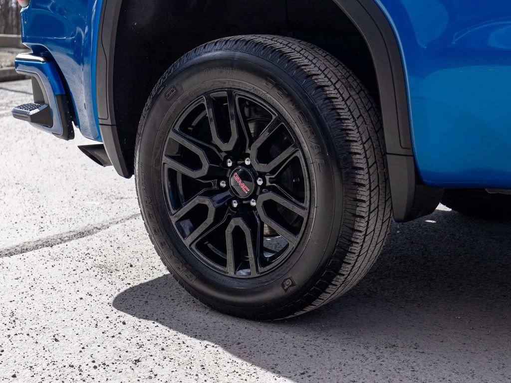 Used 2023 GMC Sierra 1500 Elevation image 10