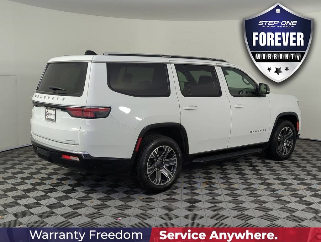 Used 2024 Jeep Wagoneer Series II w/ Flexible Seating Group RWD image 7