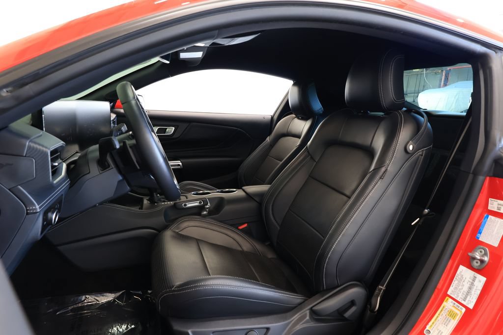 Used 2025 Ford Mustang GT Premium w/ GT Performance Package RWD image 19