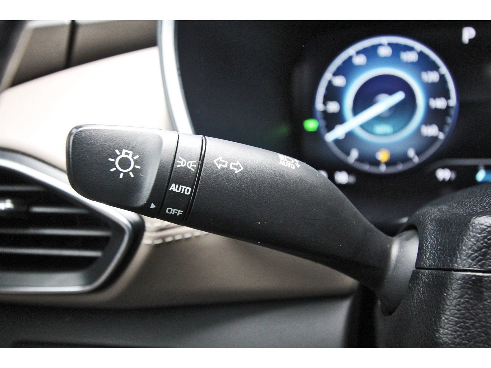 Certified 2023 Hyundai Santa Fe Limited AWD/4WD image 19