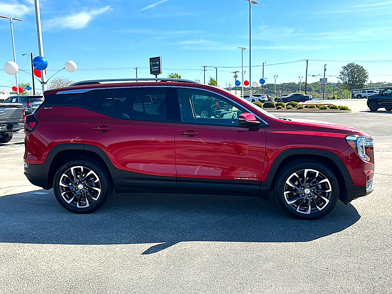 Used 2022 GMC Terrain SLT image 9