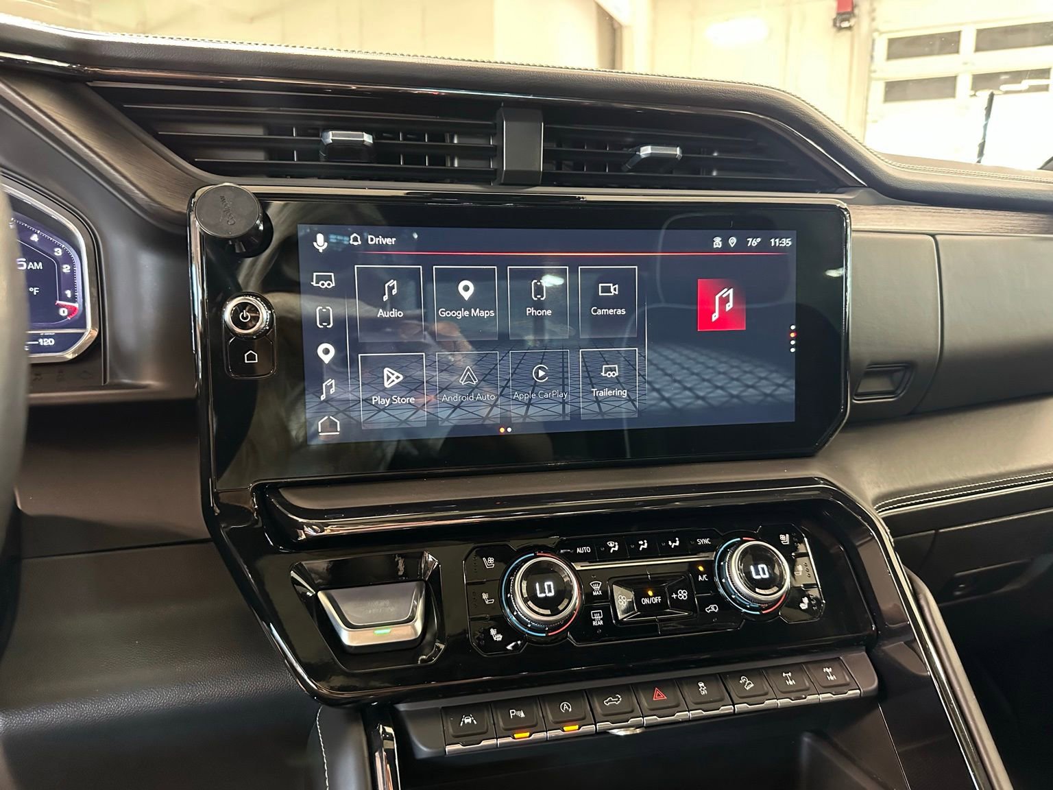Used 2023 GMC Sierra 1500 AT4X AWD/4WD image 26