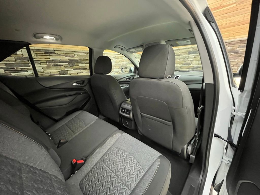Used 2023 Chevrolet Equinox LT AWD/4WD image 35