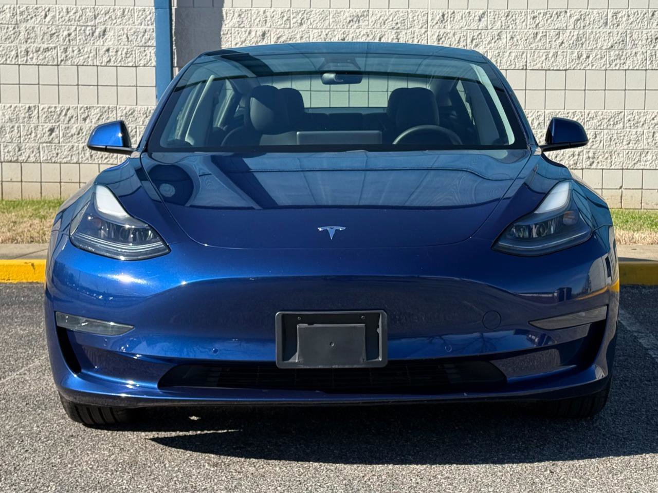 Used 2021 Tesla Model 3 Standard Range Plus image 2