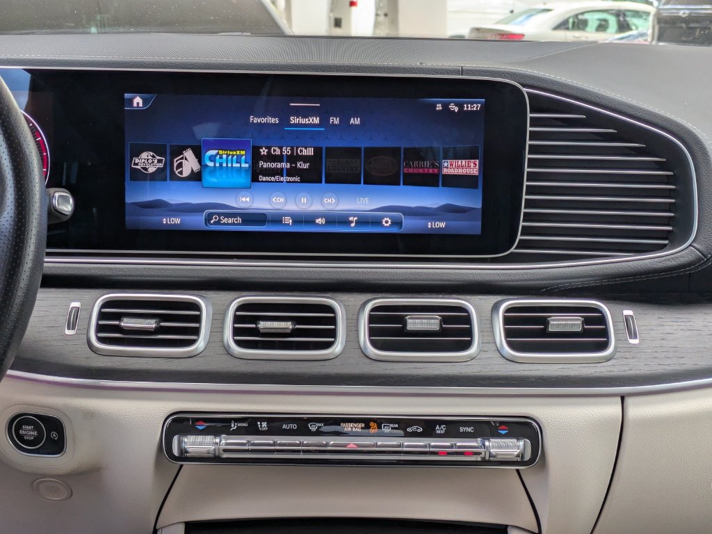 Used 2025 Mercedes-Benz GLS 450 4MATIC image 20