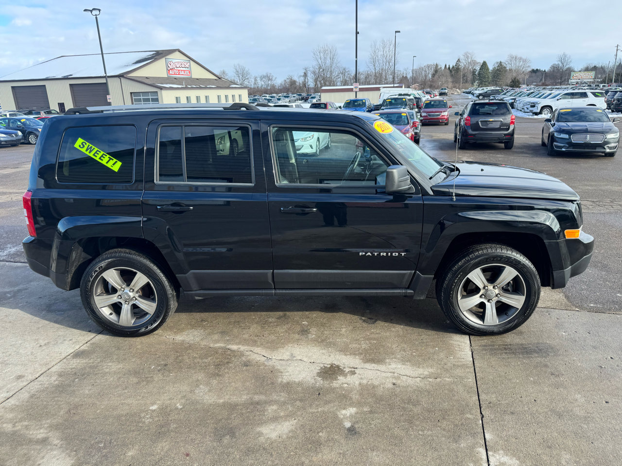 Used 2017 Jeep Patriot High Altitude image 4