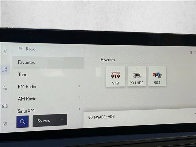 Used 2024 Lexus ES 300h w/ Premium Package image 7