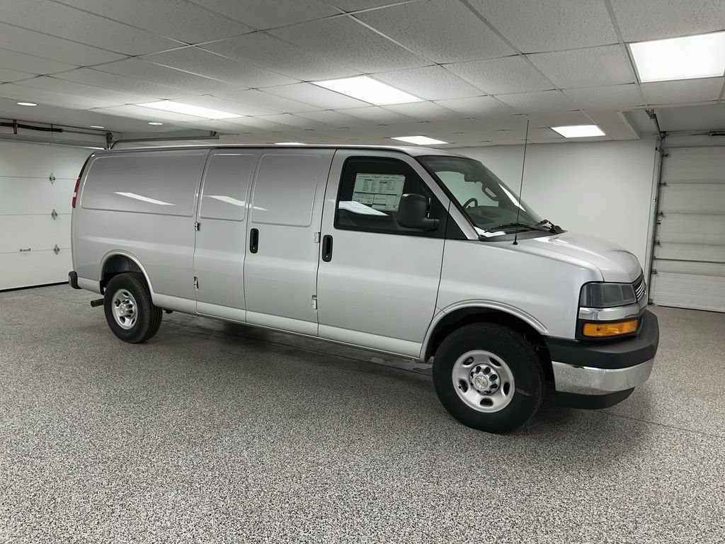 New 2026 Chevrolet Express 3500 Extended w/ Driver Convenience Package RWD video 1