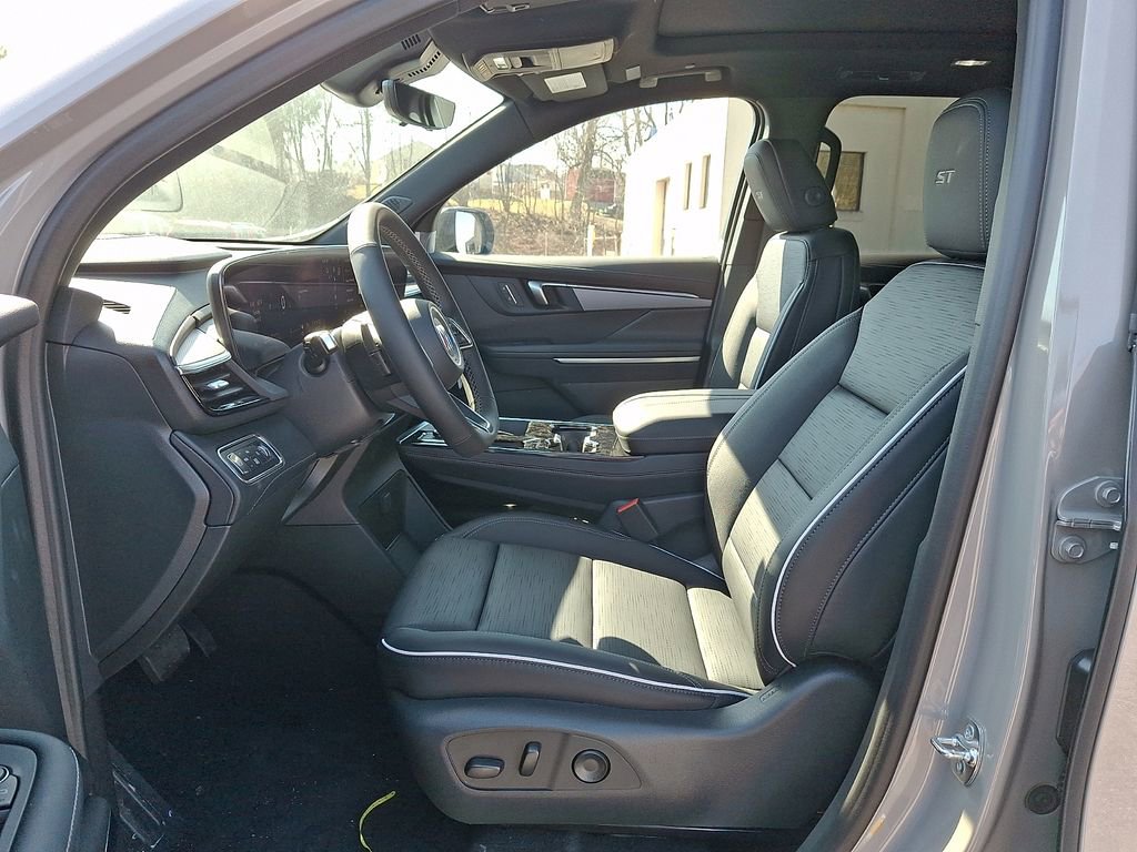 New 2026 Buick Enclave Sport Touring w/ Power Package image 7