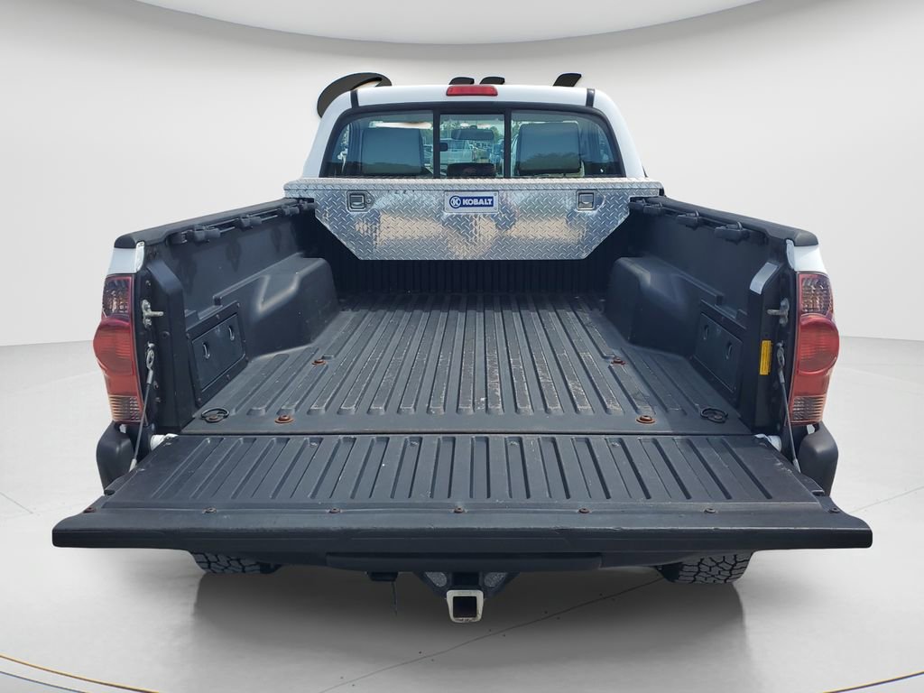 Used 2014 Toyota Tacoma 4x4 Regular Cab image 12