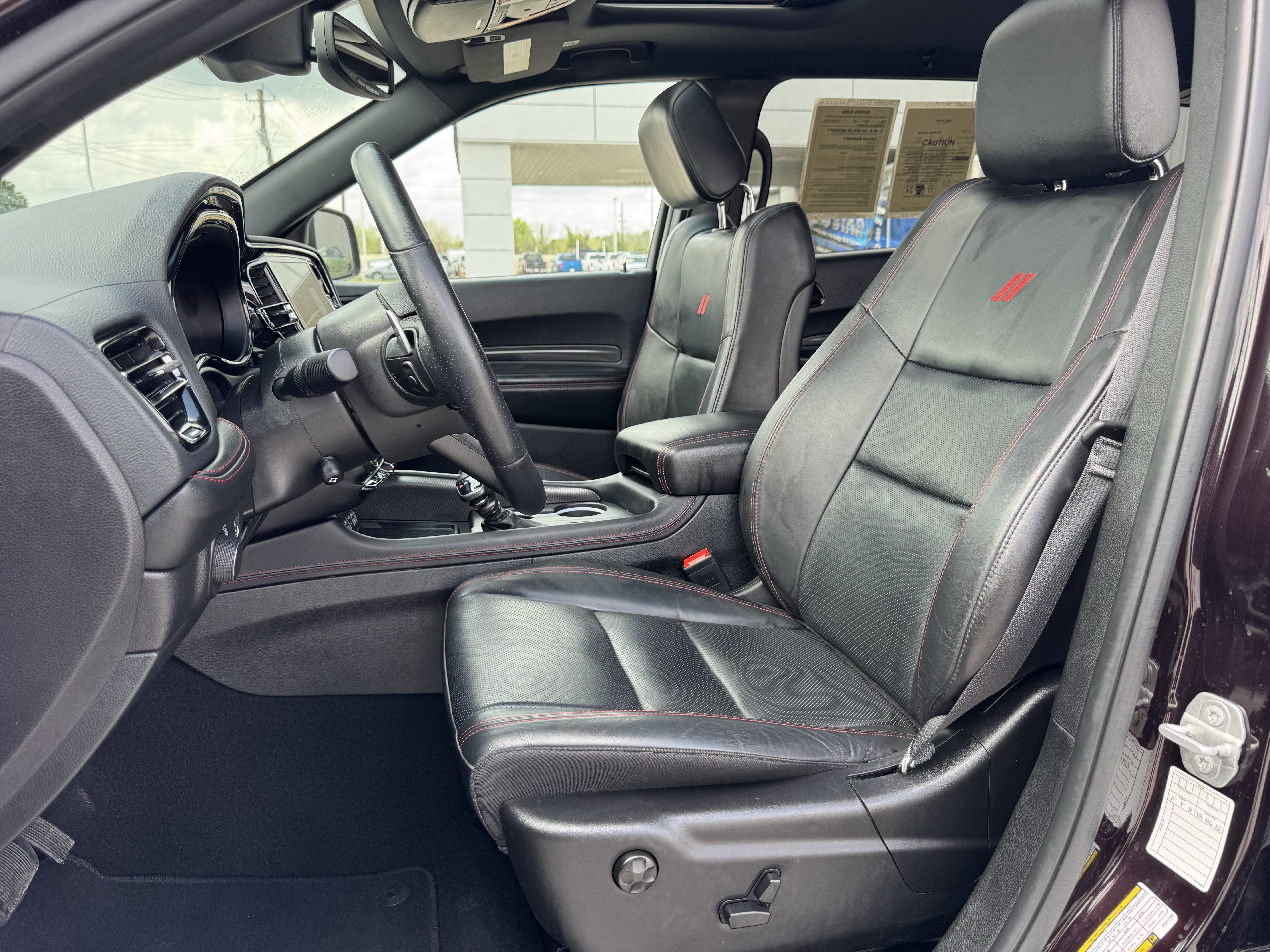 Used 2025 Dodge Durango GT image 29